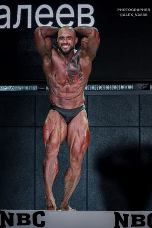 CLASSIC PHYSIQUE